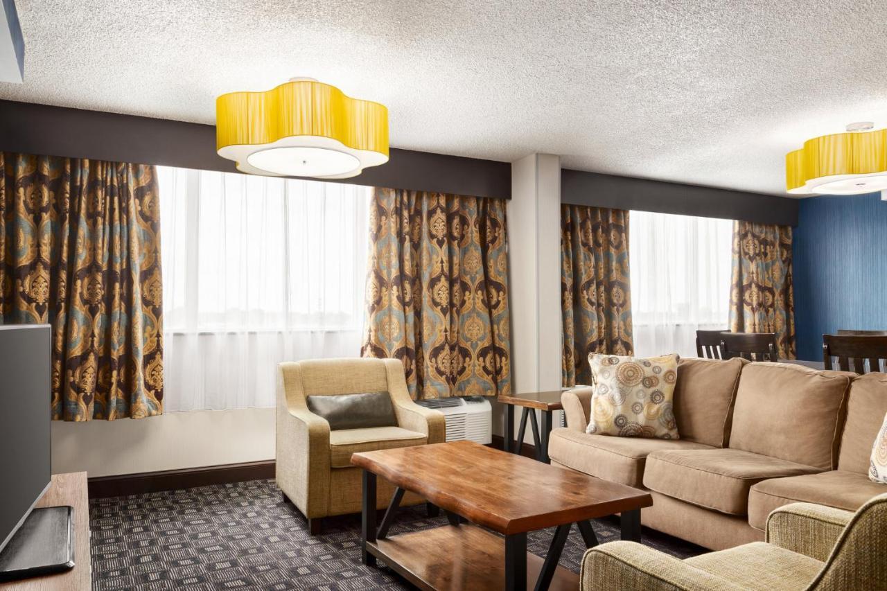 Holiday Inn Louisville East - Hurstbourne, An Ihg Hotel Екстер'єр фото